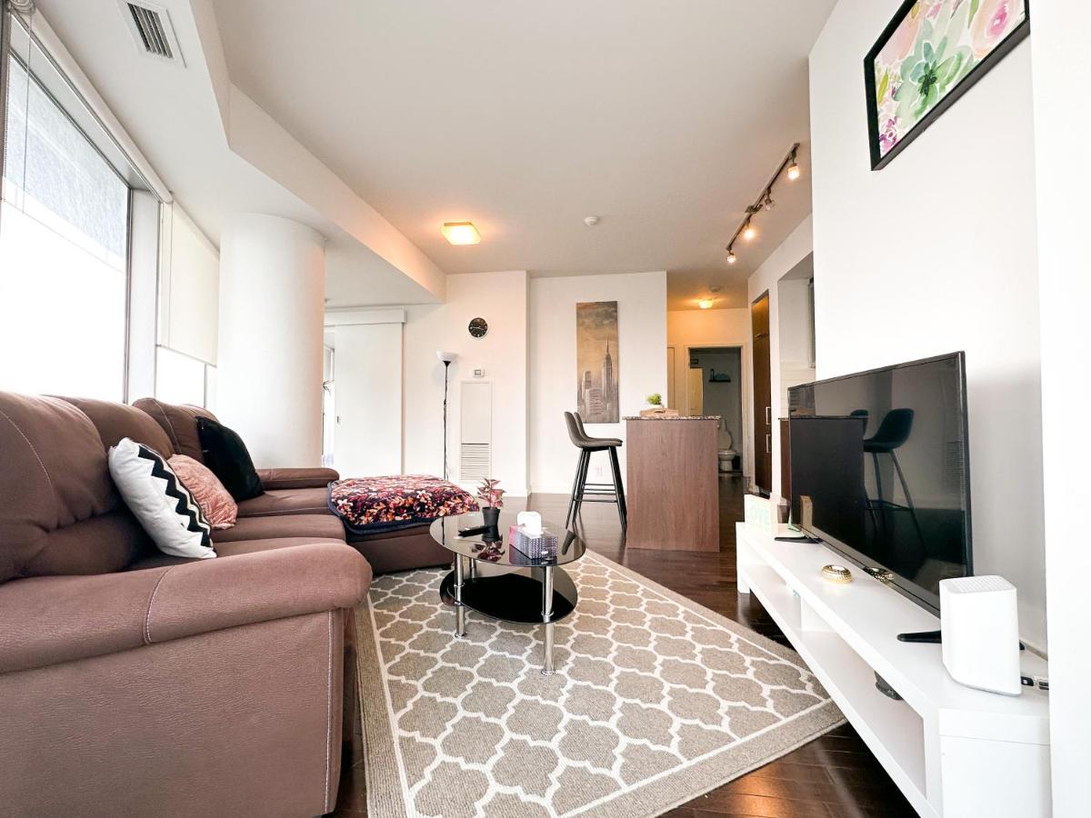 Luxury 2 Bedrooms With Lakeview Cn Tower Entertainment District Rogers Centre Toronto Exteriör bild