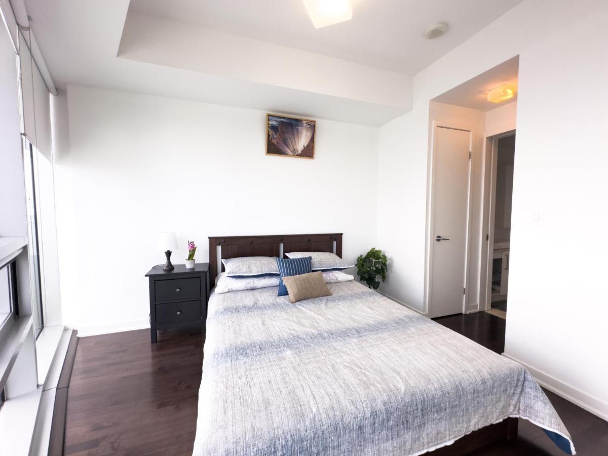 Luxury 2 Bedrooms With Lakeview Cn Tower Entertainment District Rogers Centre Toronto Exteriör bild